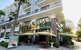 Helenhalong Hotel